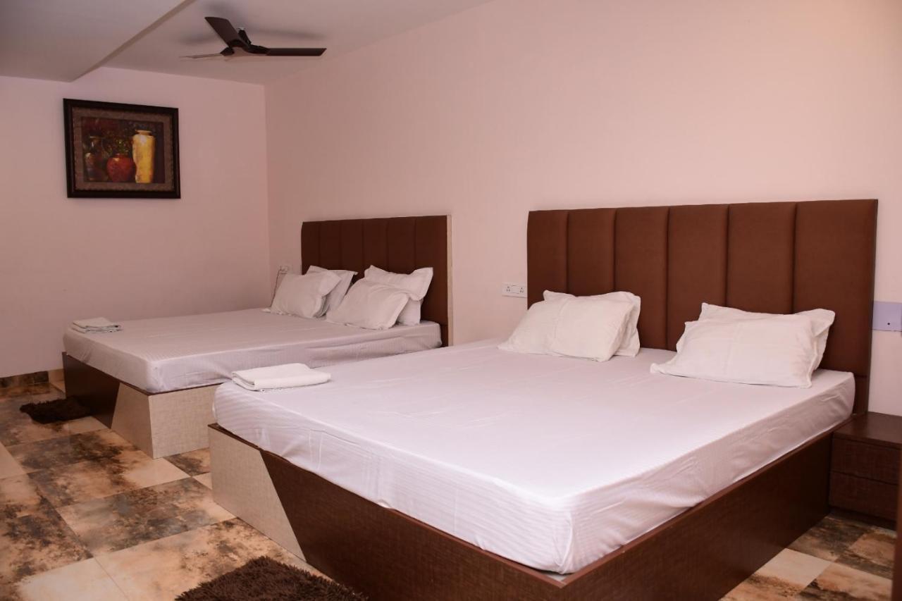 Hotel Tourist Inn Siliguri Ngoại thất bức ảnh